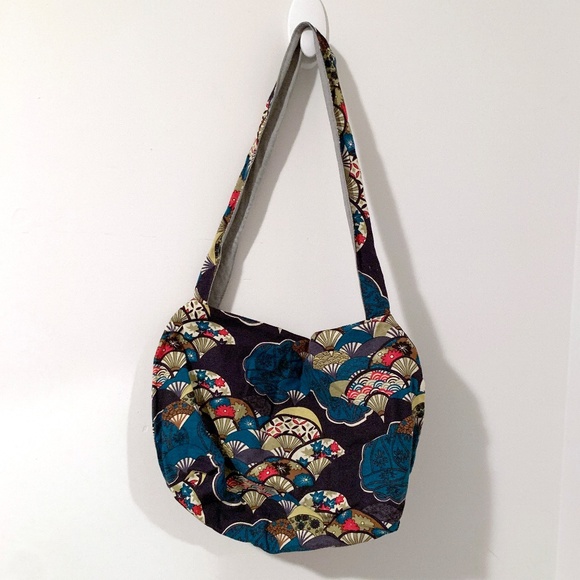 Japanese Pattern Fabric Bag - Picture 2 of 4